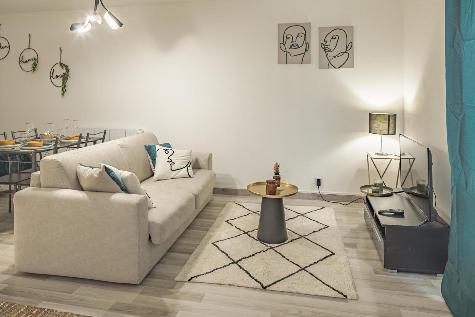 Julia Home, Madamedemconciergerie Reims Eksteriør bilde