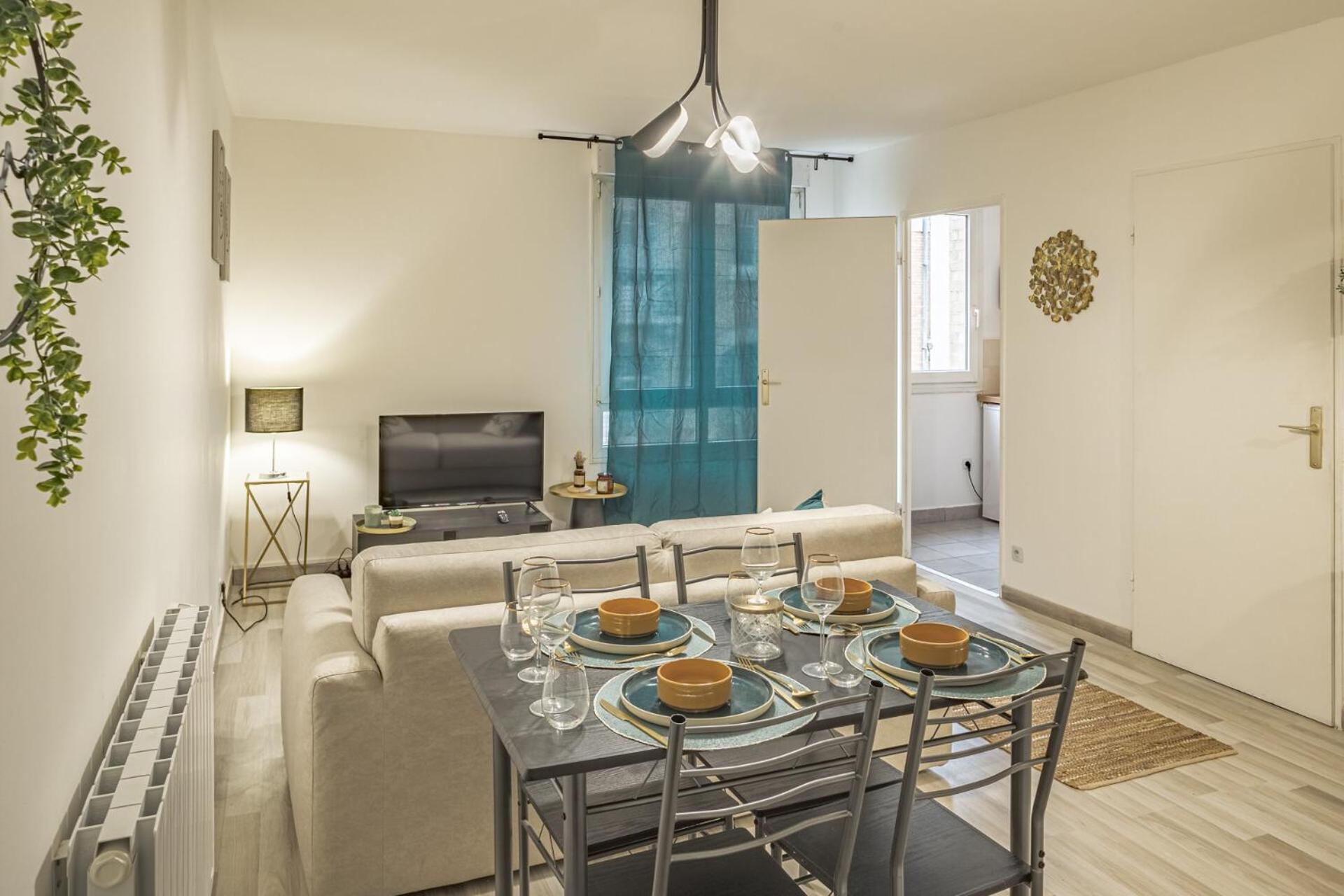 Julia Home, Madamedemconciergerie Reims Eksteriør bilde